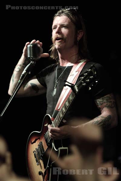 EAGLES OF DEATH METAL - 2009-03-27 - PARIS - Le Bataclan - 